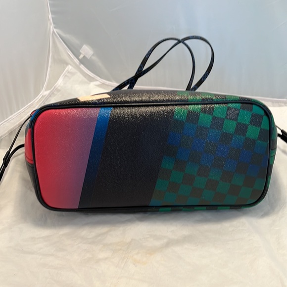 Louis Vuitton Race Neverfull MM - Picture 7 of 14